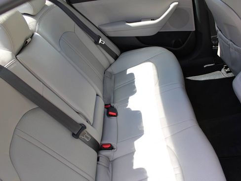 Used 2016 Hyundai Sonata SE FWD image 36
