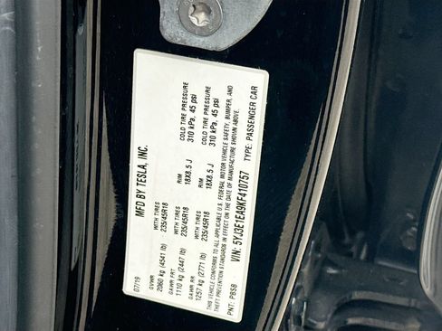 Used 2019 Tesla Model 3 Standard Range RWD image 29
