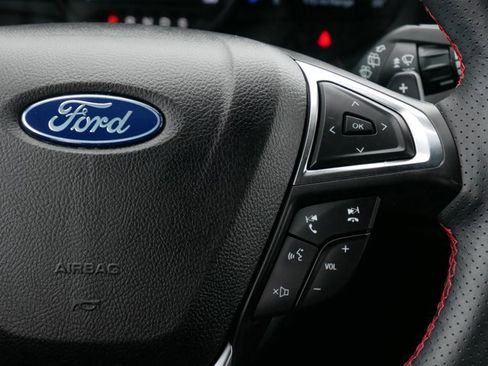 Certified 2023 Ford Edge ST-Line w/ Class II Trailer Tow Package image 19