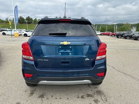 Used 2019 Chevrolet Trax LT w/ LT Convenience Package AWD/4WD image 4