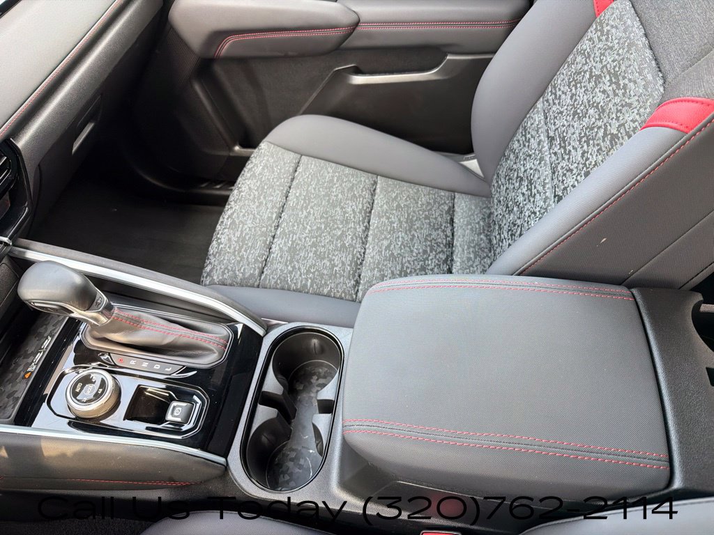 Used 2026 Chevrolet Colorado Z71 AWD/4WD image 22