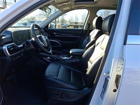 Used 2023 Kia Telluride S w/ S Sunroof Package image 14