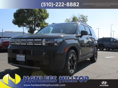 Used 2025 Hyundai Santa Fe SEL image 3