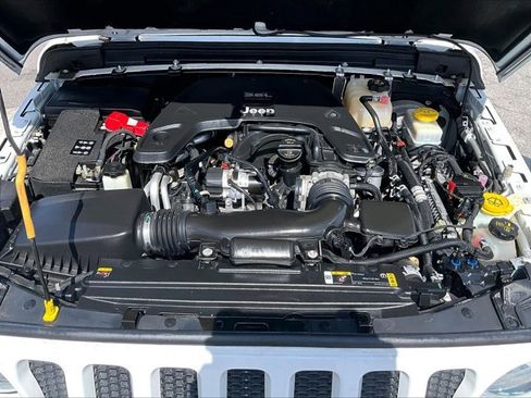 Used 2021 Jeep Wrangler Unlimited Sport AWD/4WD image 11