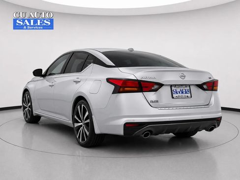 Used 2021 Nissan Altima 2.5 SR FWD image 5