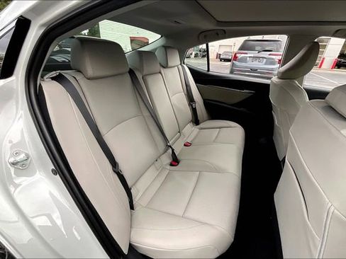 Used 2025 Toyota Camry XLE w/ Premium Plus Package FWD image 27