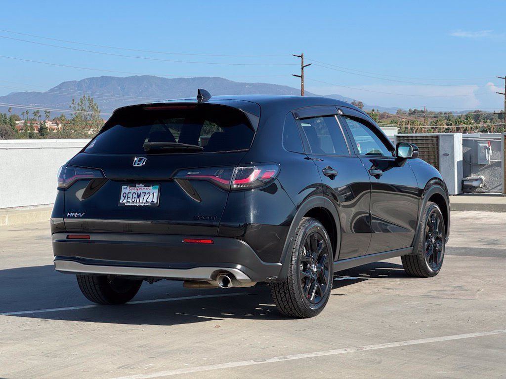 Used 2023 Honda HR-V Sport image 30