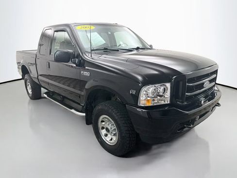 Used 2002 Ford F250 XLT AWD/4WD image 1