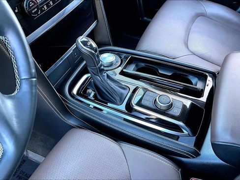 Used 2022 INFINITI QX80 Premium Select w/ Cargo Package image 16