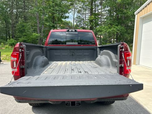 Used 2022 RAM 2500 Limited image 8