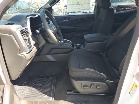 New 2026 GMC Canyon Elevation w/ Convenience Package image 11