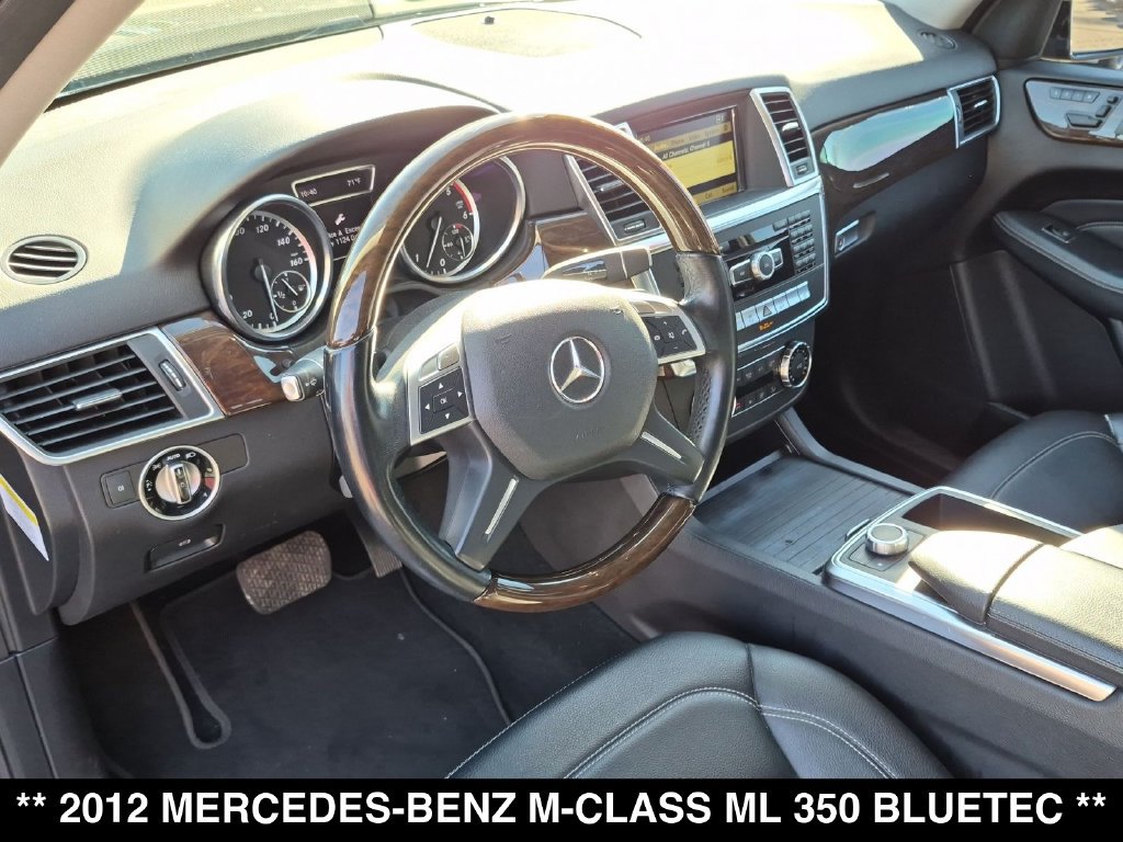 Used 2012 Mercedes-Benz ML 350 BlueTEC 4MATIC image 2