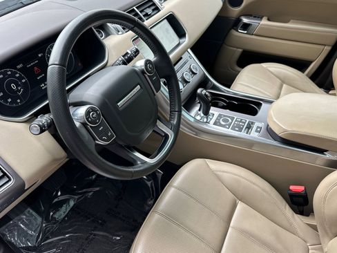 Used 2017 Land Rover Range Rover Sport HSE image 5