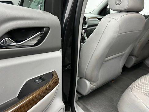 Used 2017 GMC Acadia SLE w/ Driver Alert Package I image 28