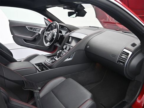 Used 2021 Jaguar F-TYPE R image 16