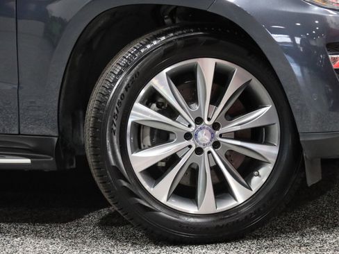 Used 2013 Mercedes-Benz GL 450 4MATIC image 4