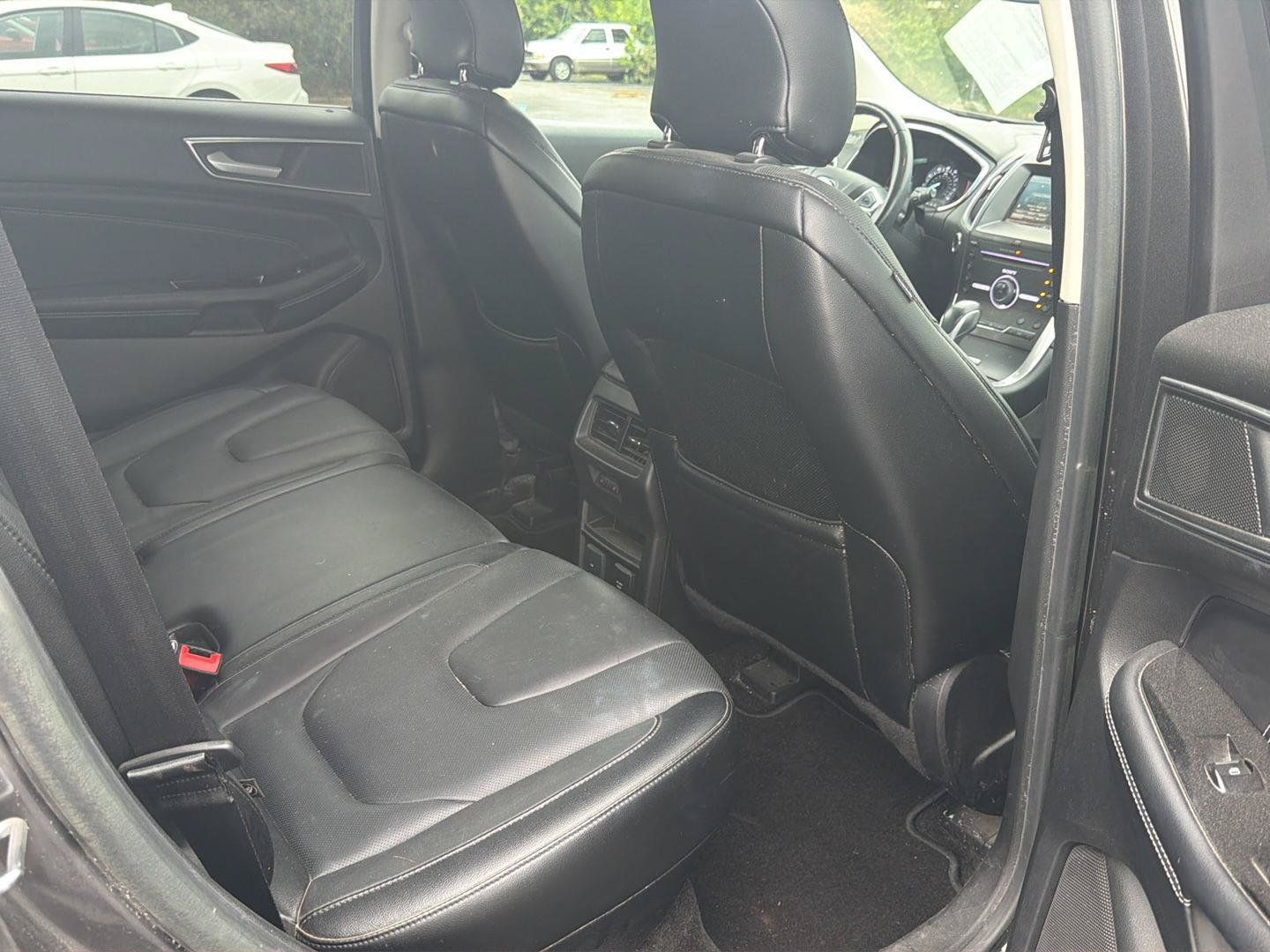 Used 2015 Ford Edge Titanium w/ Equipment Group 301A FWD image 12