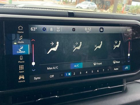 Used 2024 Jeep Wrangler Rubicon image 21