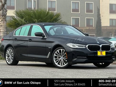 Used 2023 BMW 530e w/ Convenience Package RWD image 1