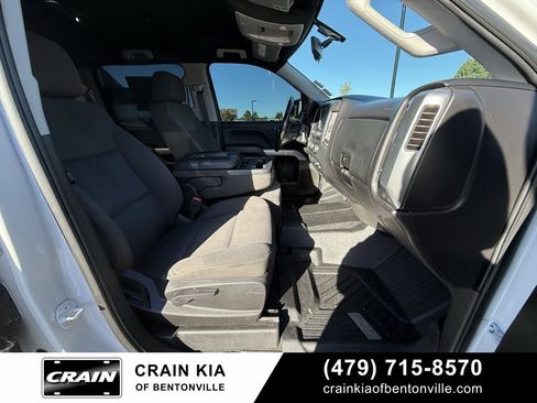 Used 2018 Chevrolet Silverado 1500 LT w/ All Star Edition image 26