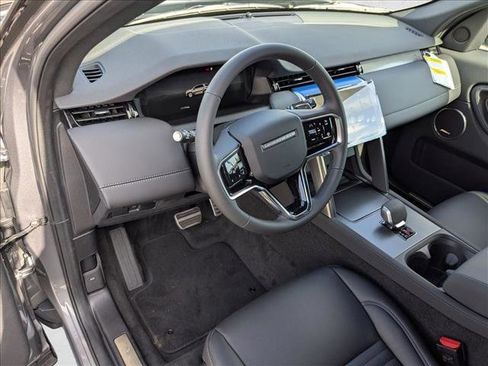 New 2026 Land Rover Discovery Sport Landmark image 3