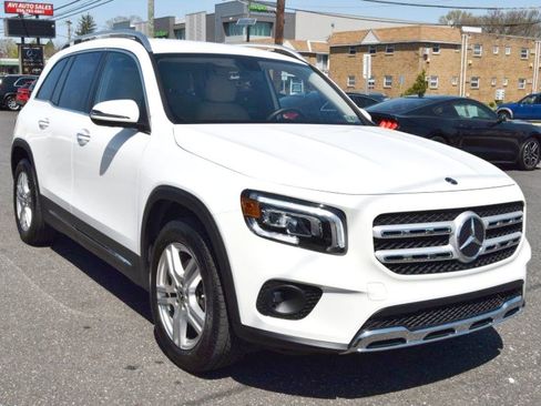 Used 2020 Mercedes-Benz GLB 250 4MATIC image 11