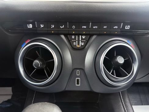 Used 2023 Chevrolet Blazer LT w/ Driver Confidence Package FWD image 26