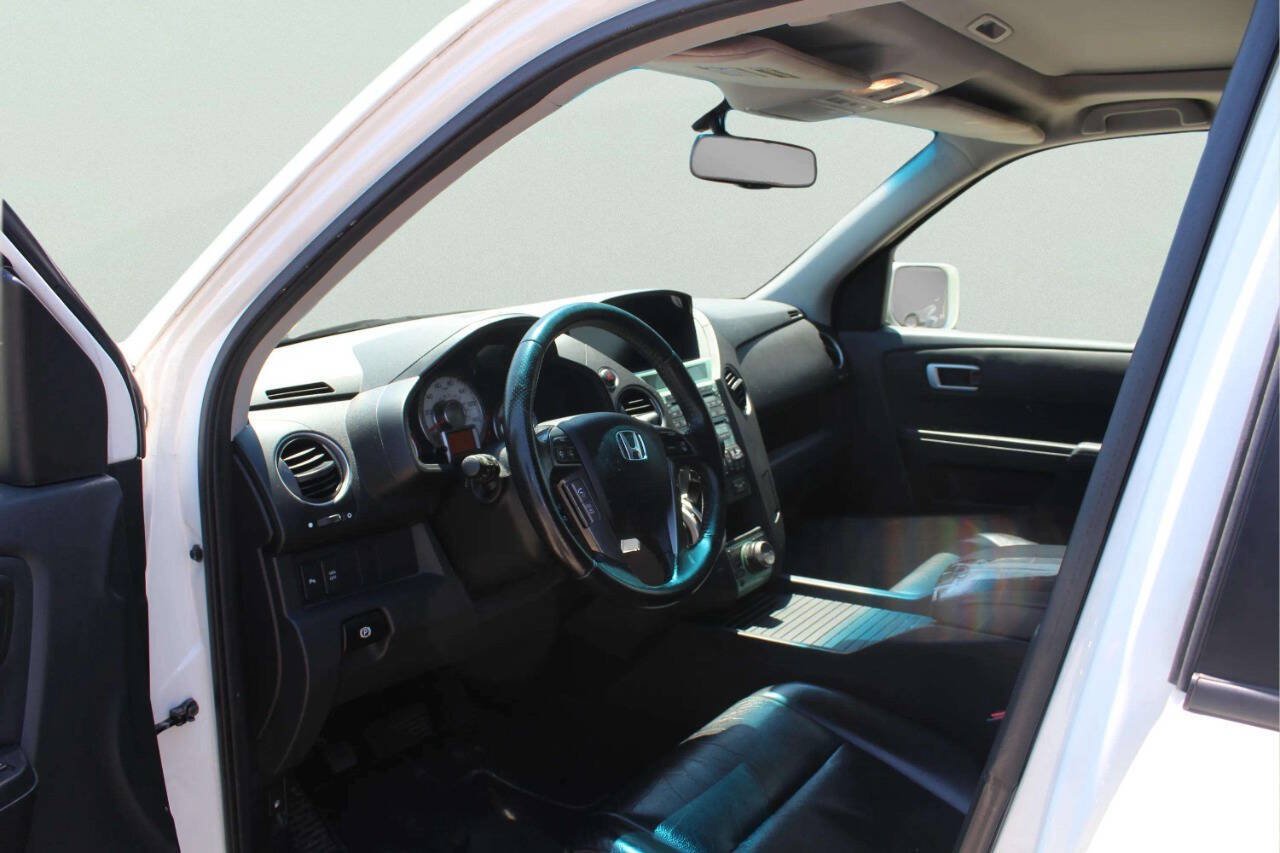 Used 2011 Honda Pilot Touring image 7