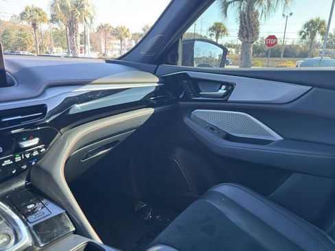 Certified 2023 Acura MDX A-Spec image 29