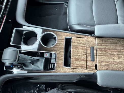 New 2026 Toyota Sienna Limited image 20