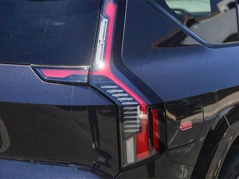 New 2026 Kia EV9 GT-Line image 9