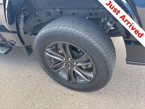 Used 2022 Ford F150 XLT w/ Equipment Group 302A High image 17