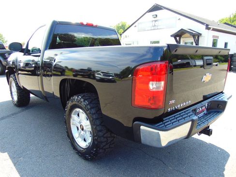 Used 2010 Chevrolet Silverado 1500 LT w/ Interior Plus Package AWD/4WD image 59