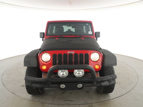 Used 2012 Jeep Wrangler Unlimited Sahara w/ Connectivity Group image 2