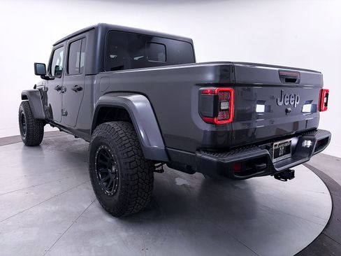 Used 2021 Jeep Gladiator Sport AWD/4WD image 16