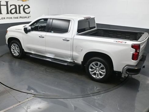 Used 2023 Chevrolet Silverado 1500 LTZ w/ LTZ Premium Package AWD/4WD image 41