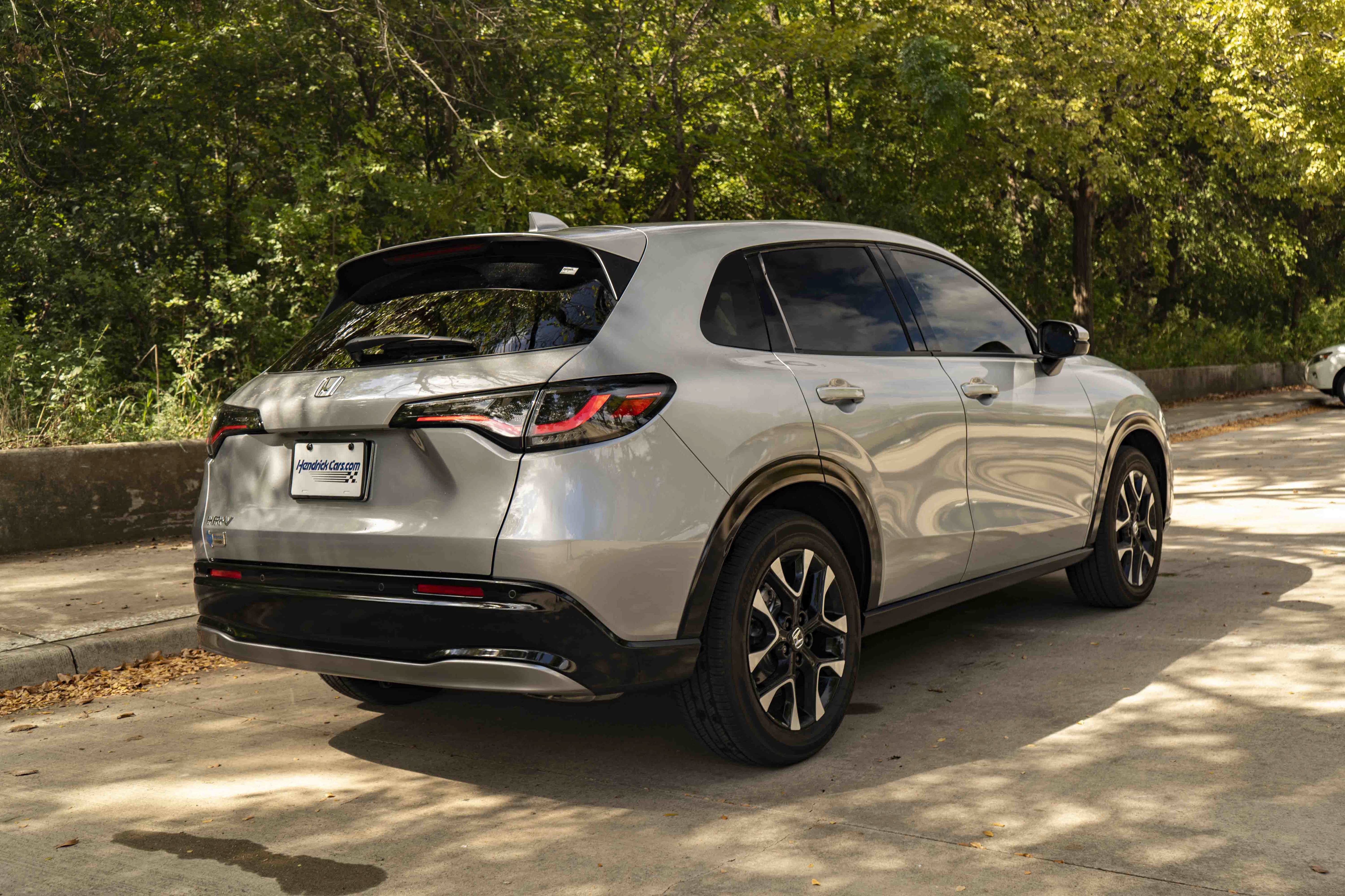 Used 2027 Honda HR-V EX-L image 9