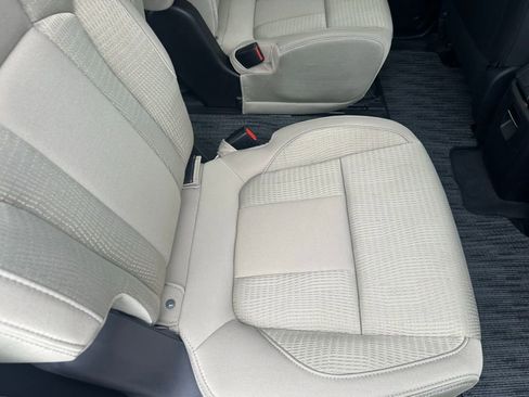 Used 2025 Subaru Ascent Premium image 20