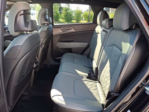 Used 2023 Kia Sportage X-Line w/ X-Line Premium Package AWD/4WD image 10