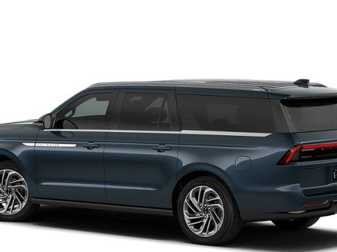 New 2026 Lincoln Navigator L Reserve AWD/4WD image 25