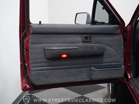 Used 1993 Toyota Pickup SR5 AWD/4WD image 35