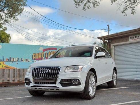 Used 2017 Audi Q5 2.0T Premium Plus w/ Technology Package AWD/4WD image 2