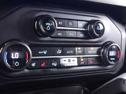 Used 2021 Ford Bronco First Edition AWD/4WD image 24