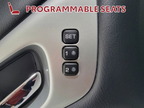 Used 2019 Nissan Pathfinder Platinum w/ Cargo Package image 29