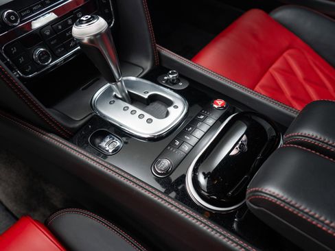 Used 2015 Bentley Continental GT V8 S image 25
