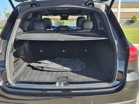 Used 2024 Mercedes-Benz GLE 350 4MATIC image 9