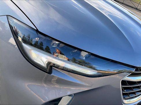 Used 2021 Buick Envision Essence w/ Technology Package I image 29