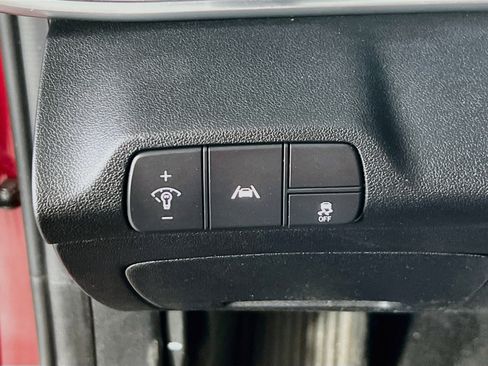 Used 2023 Hyundai Elantra Limited FWD image 10