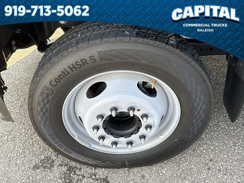 New 2026 Ford F450 XL w/ XL Chrome Package RWD image 13