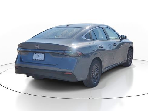 New 2026 Nissan Sentra SV FWD image 4